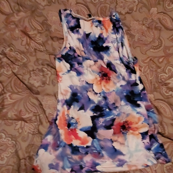 BKE tank top - Picture 3 of 3